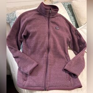 Patagonia Woman’s Better Sweater Full Zip Up size Medium